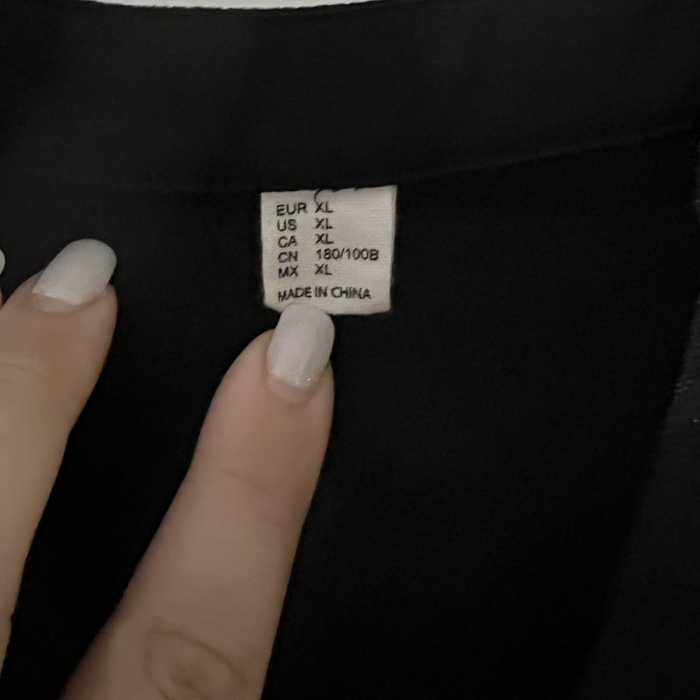 NWOT! Women’s Amazon XL Elegant Black Lace Trim Top - Picture 6 of 7